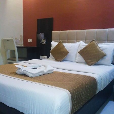 Hotel Avenue Mumbai International Airport Esterno foto