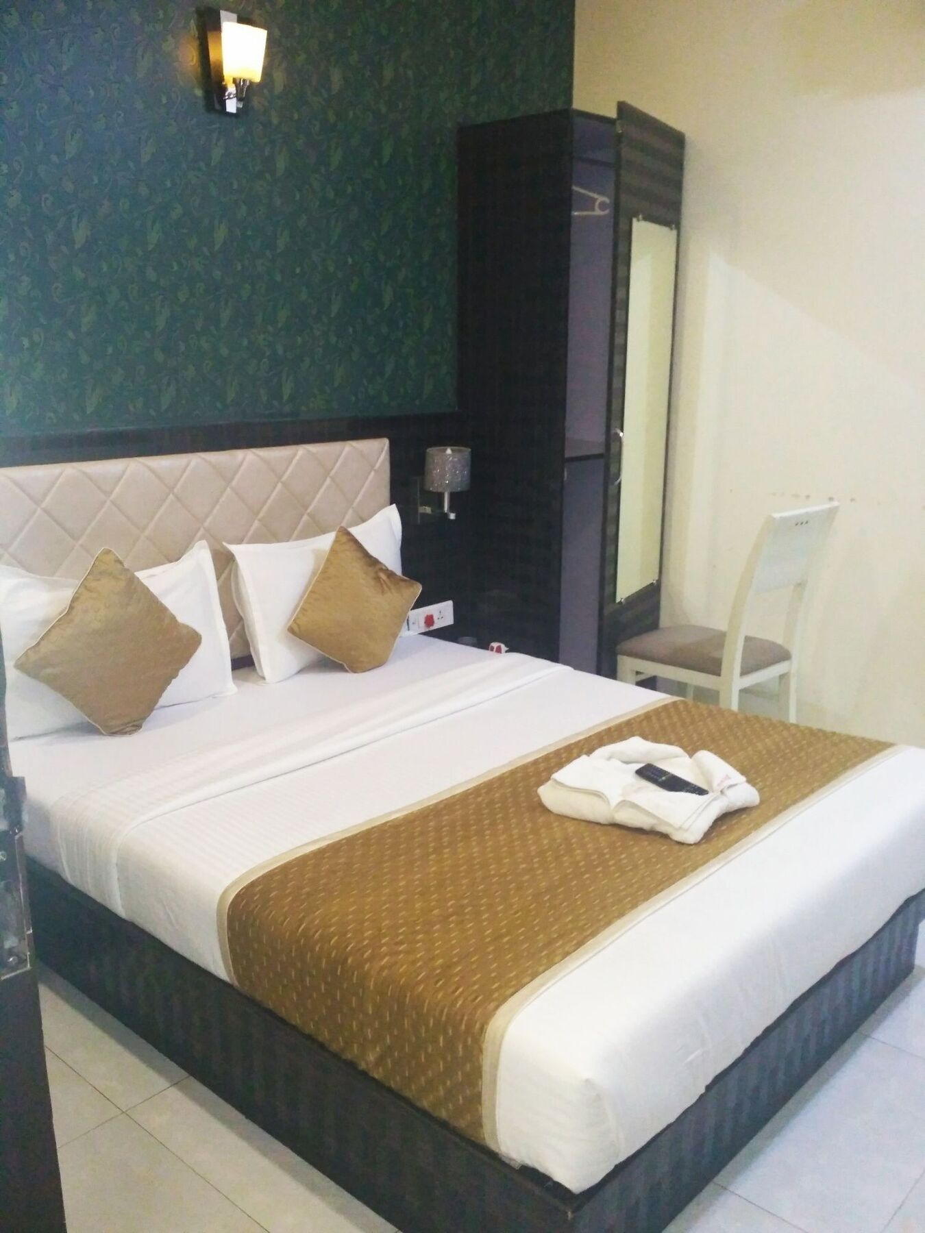 Hotel Avenue Mumbai International Airport Esterno foto